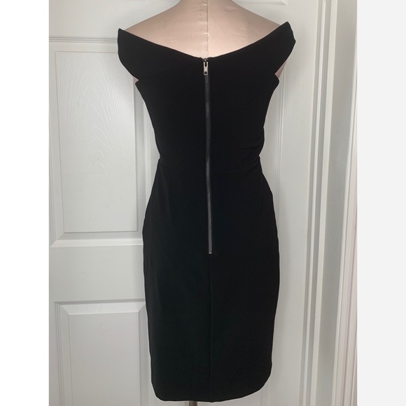 Parker Over The Shoulder Cutout Bodycon Dress - Picture 3 of 8